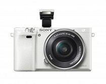 «Зимняя» версия фотокамеры Sony α6000 скоро в продаже