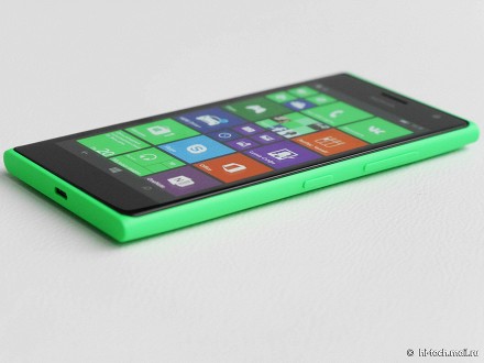 Обзор Nokia Lumia 735: недорогой смартфон с беспроводной зарядкой